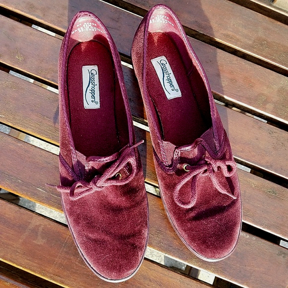 Red Velvetine Slip on flats 8 1/2 M